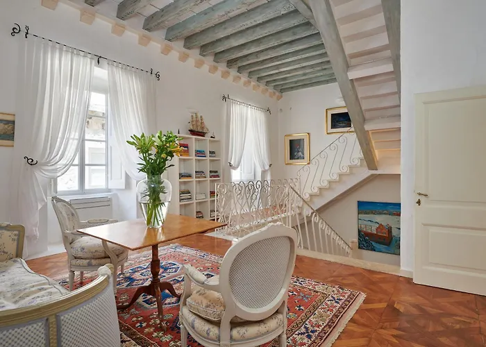 The Palace 44 Appartement *